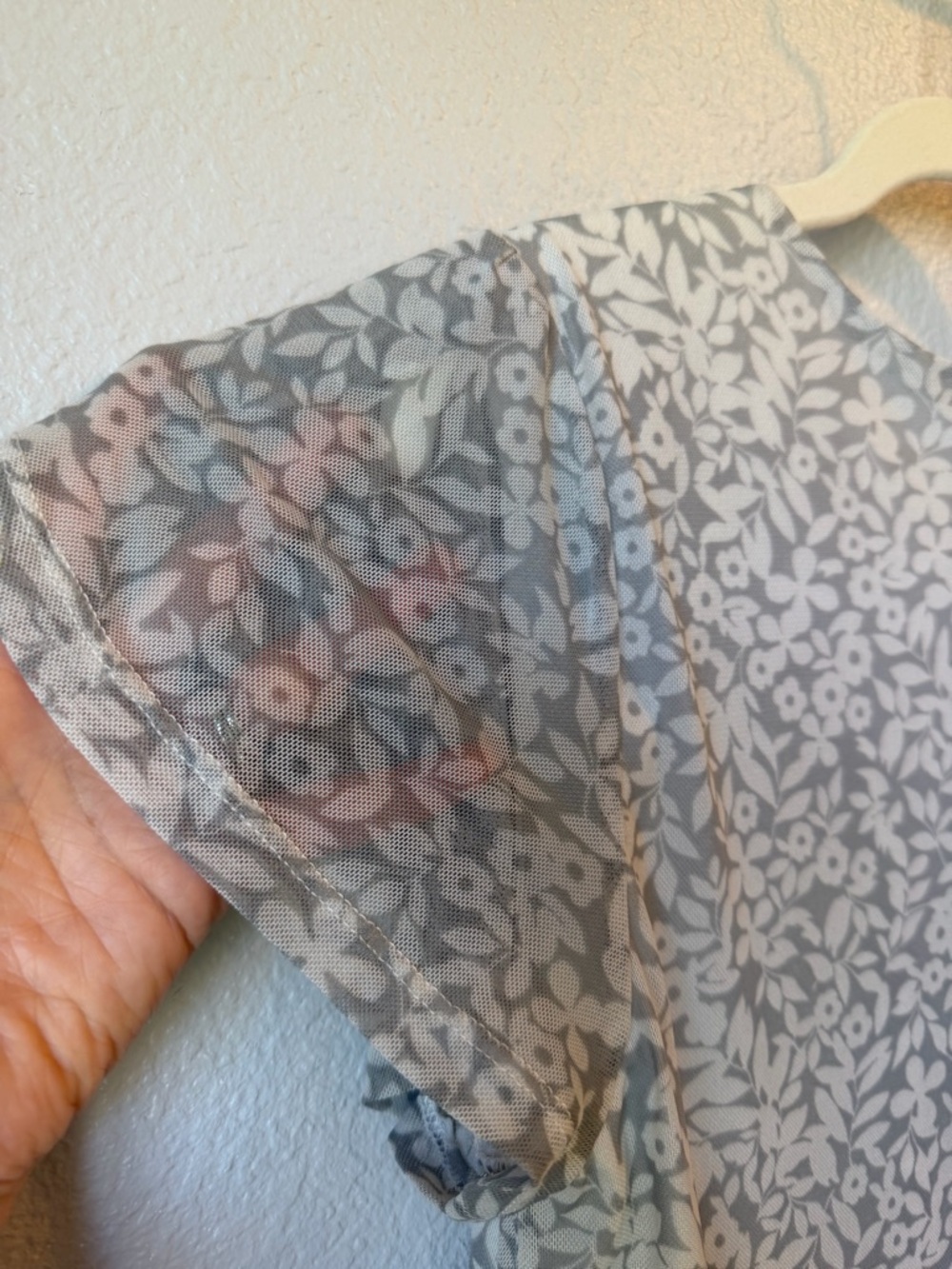 Papermoon Alcott Short Sleeve Knit Top, Like New, Medium - Picture 9 of 12